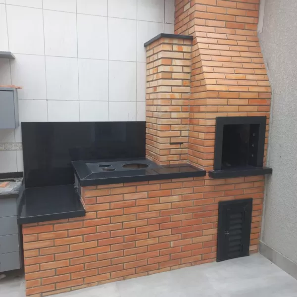 Serviços em Granito Preto são Gabriel